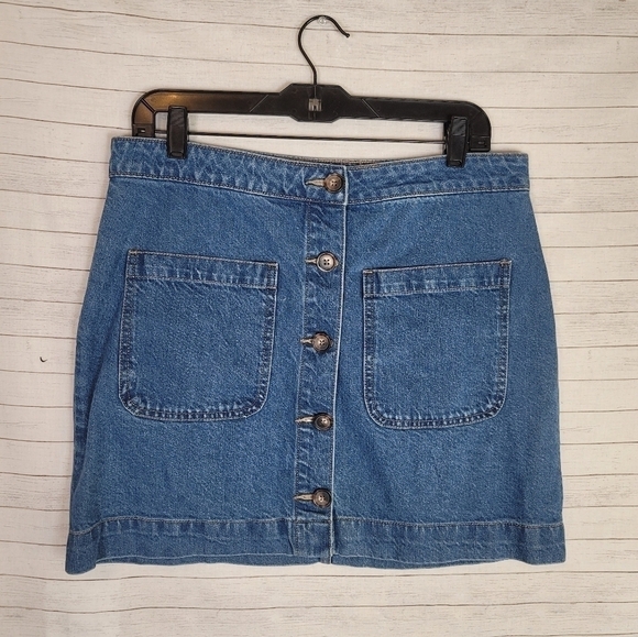 WE THE FREE FRONT POCKET BUTTON FRONT DENIM SKIRT, SZ 31 - Picture 2 of 13
